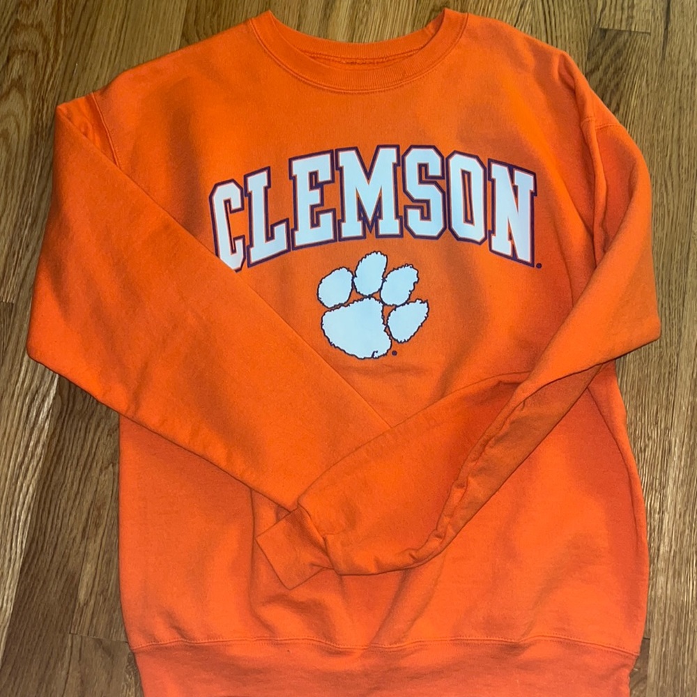 Orange Clemson tigers crewneck sweatshirt size medium!